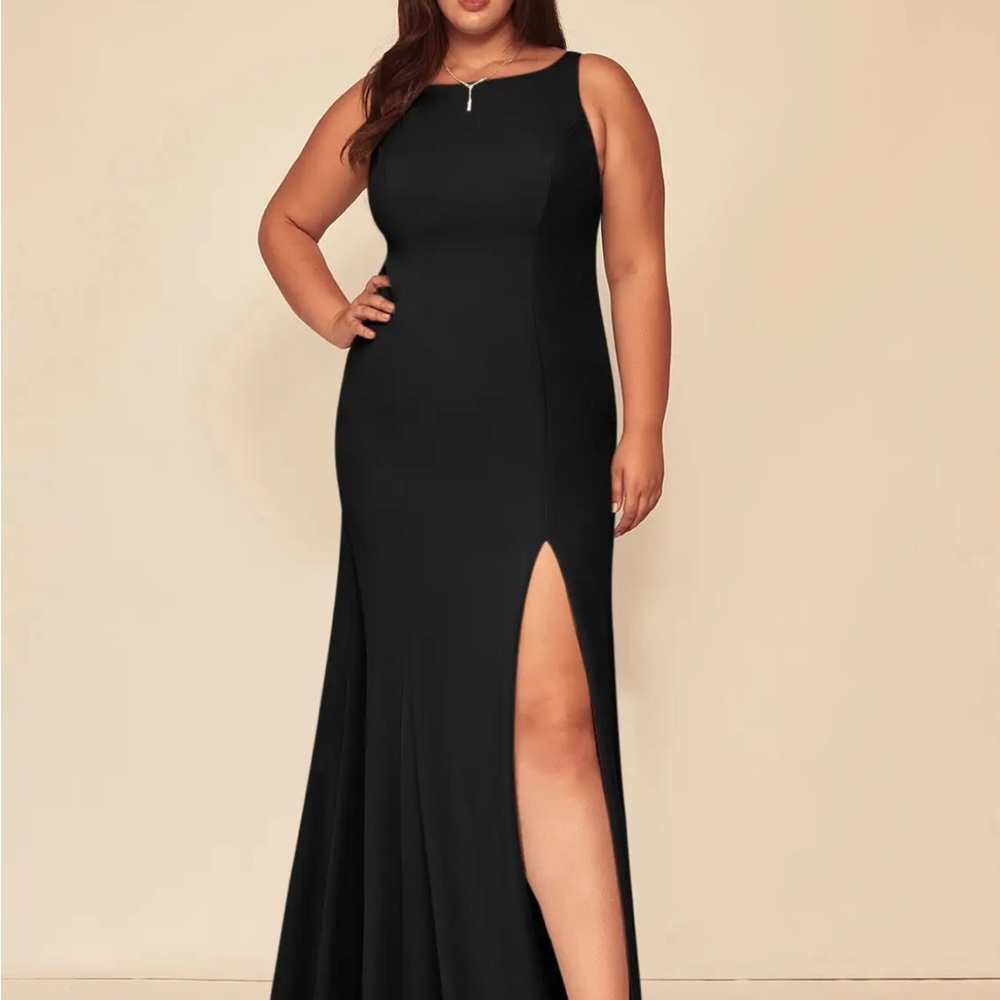 AZAZIE ROGUE 
Black Mermaid Scoop Side Slit Stretch Crepe Dress
